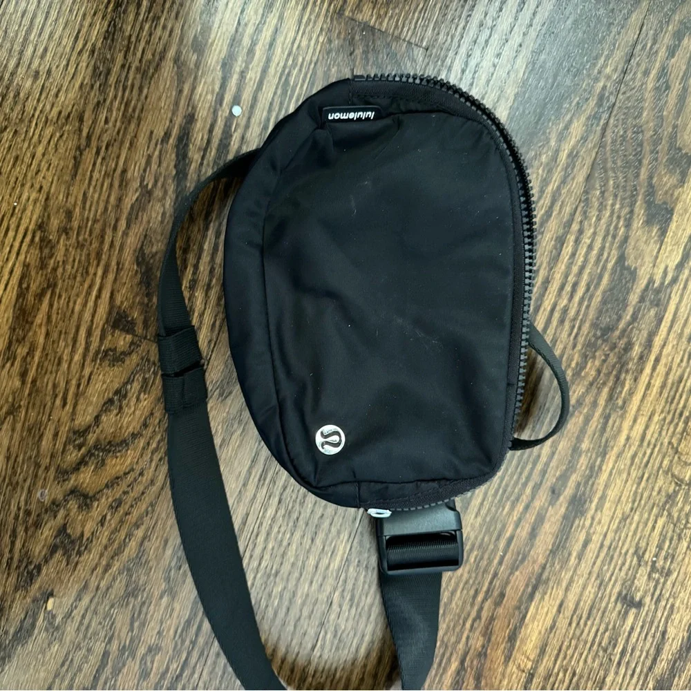lululemon athletica Black Mini Crossbody Bag